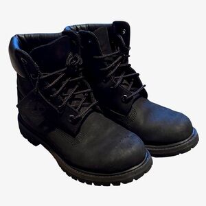 Timberland Premium Womens
6" Ankle Boots US 7.5 Black Nubuck Leather WP